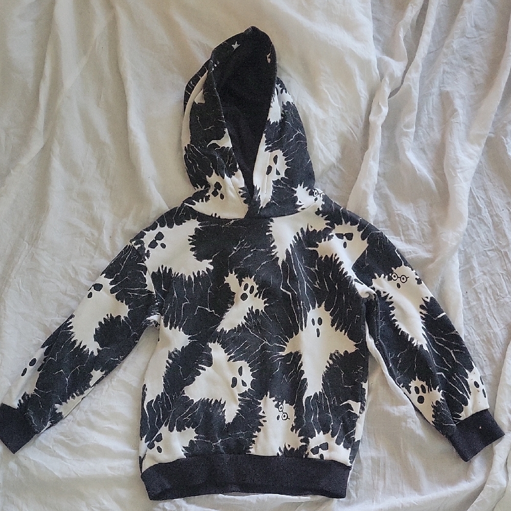 H&M Kids Size 5T/6 Ghost Pattern Hoodie